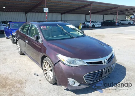2014 Toyota Avalon Limited z USA, uszkodzony, nr VIN 4T1BK1EB5EU107950